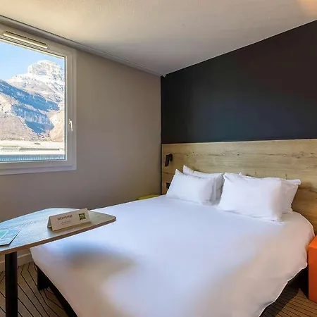 Hotel Ibis Styles Grenoble A41 3*