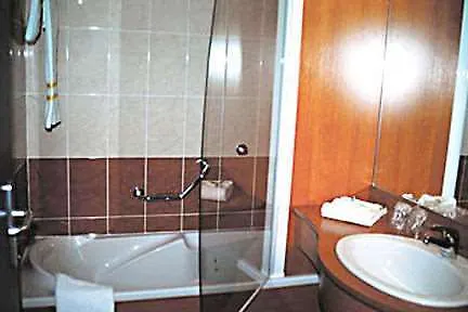 Ibis Styles Grenoble A41 Hotel 3*