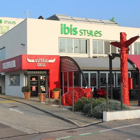 Ibis Styles Grenoble A41 Hotel Crolles