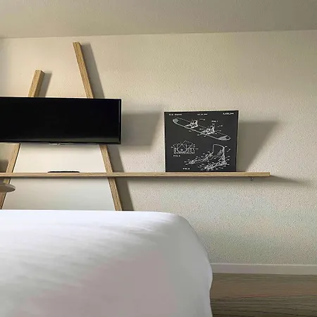 Ibis Styles Grenoble A41 Otel Crolles