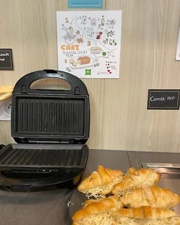 מלון Ibis Styles Grenoble A41 3*