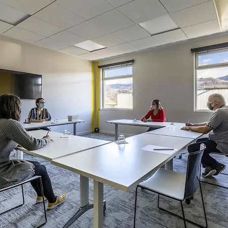 Ibis Styles Grenoble A41 מלון