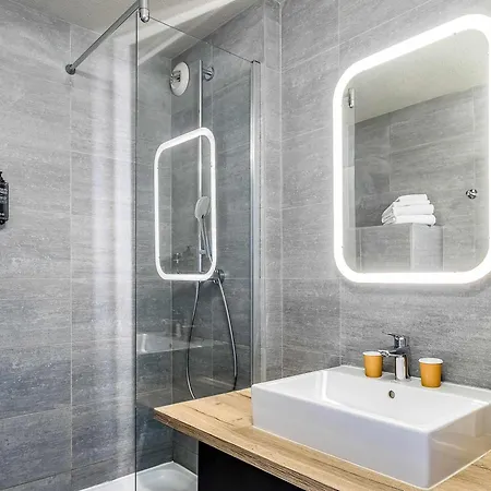Ibis Styles Grenoble A41 3* Crolles