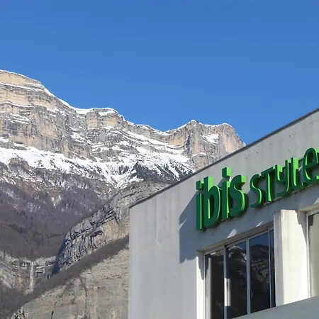 호텔 Ibis Styles Grenoble A41 3*
