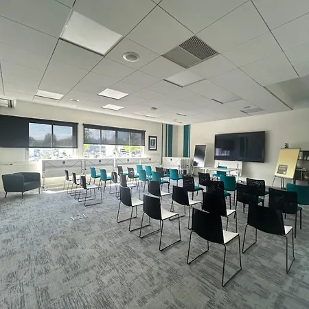 Ibis Styles Grenoble A41 크홀르